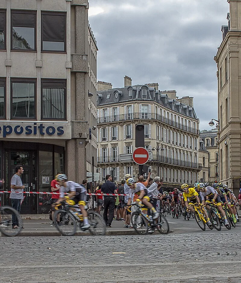 Le maillot jaune, d'une couleur à un symbole mondial