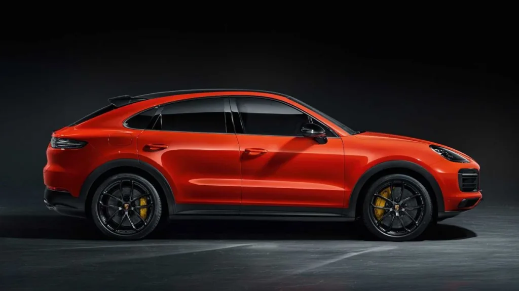 Le Porsche Cayenne Coupé Turbo.