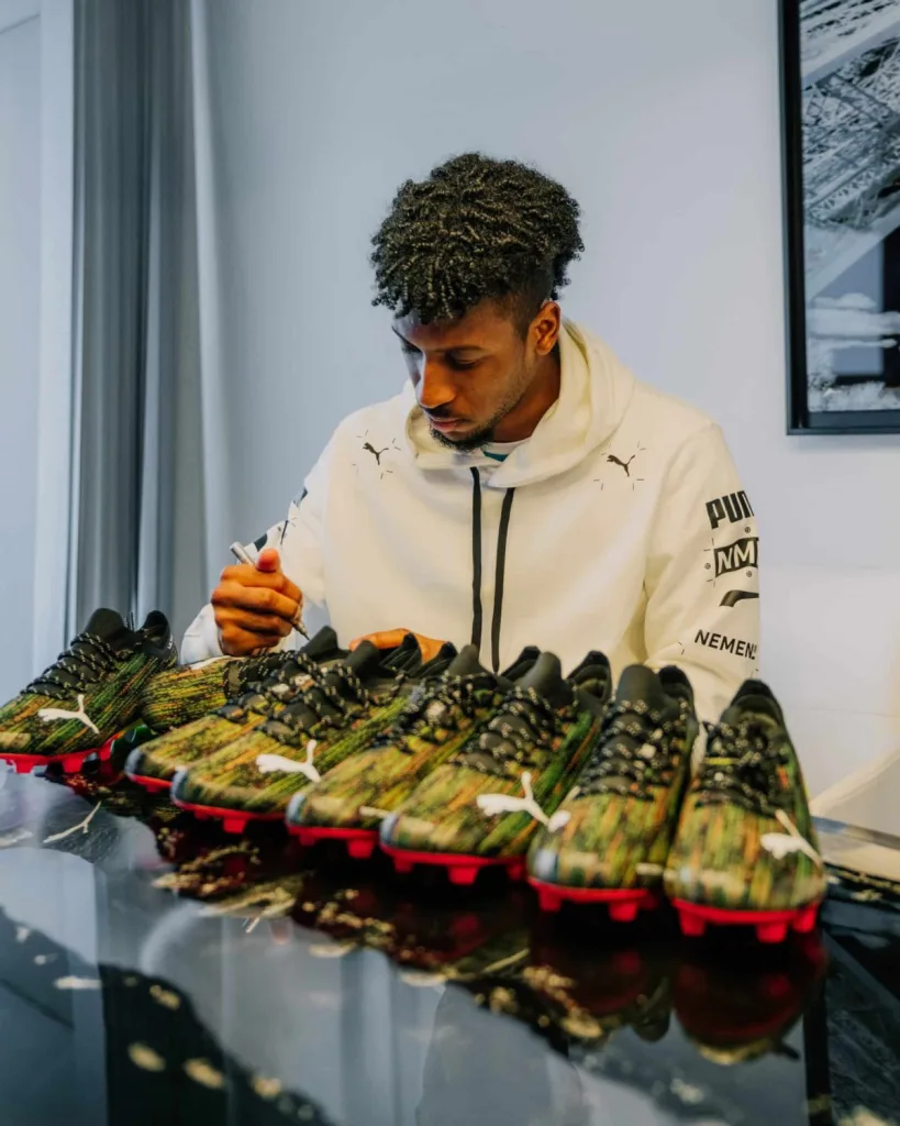 Kingsley Coman signe chez Puma.