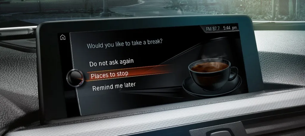Assistance au conducteur BMW Personal CoPilot de BMW ConnectedDrive