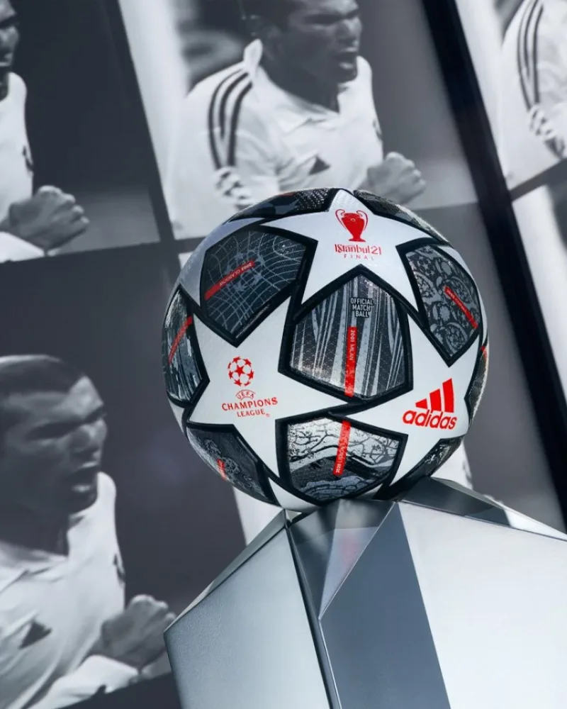 Le nouveau ballon de la C1.