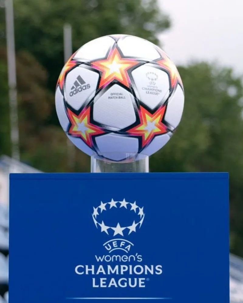Le nouveau ballon officiel de la Ligue des champions 2021-2022.