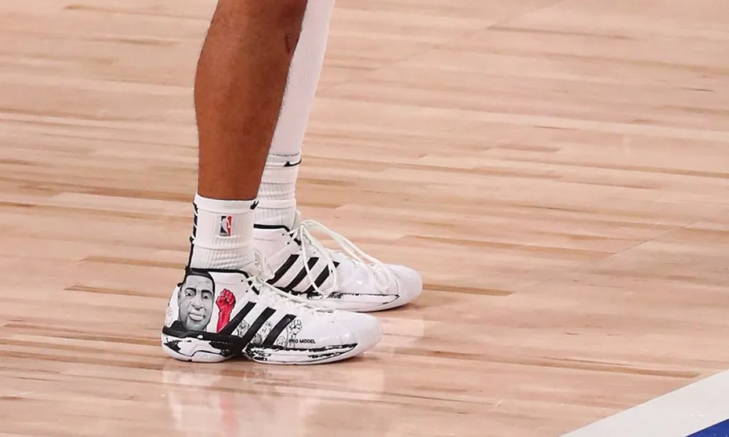 Sneakers portées par Jamal Murray.