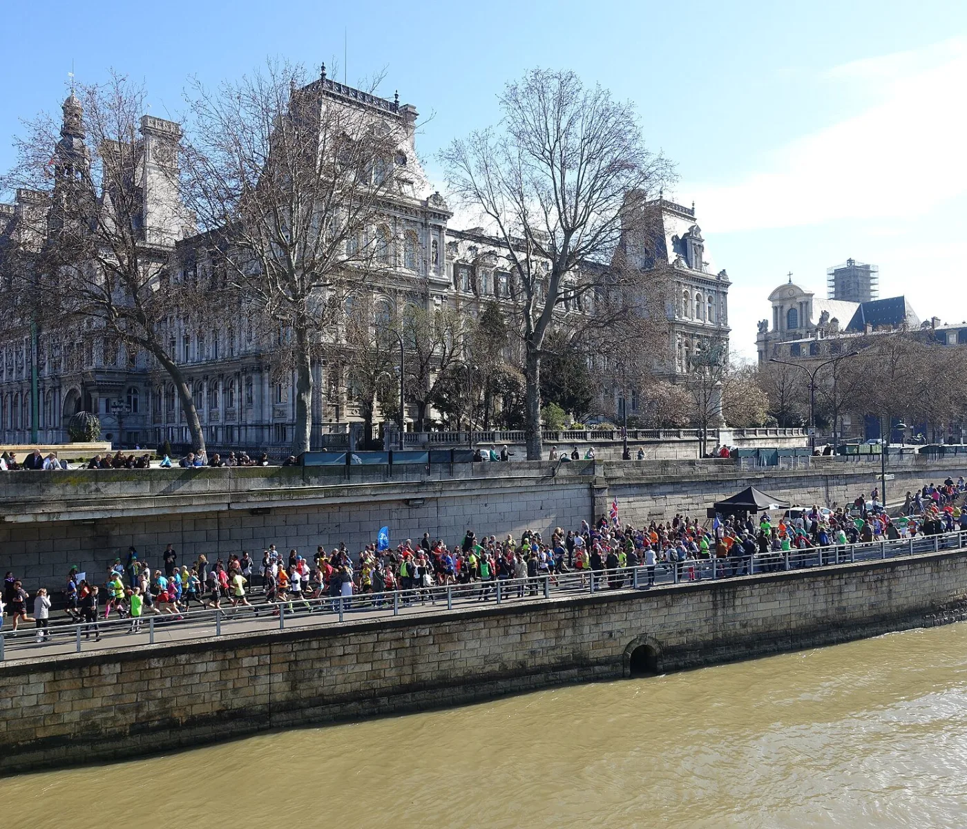 Marathon de Paris : 57 464 coureurs et un record
