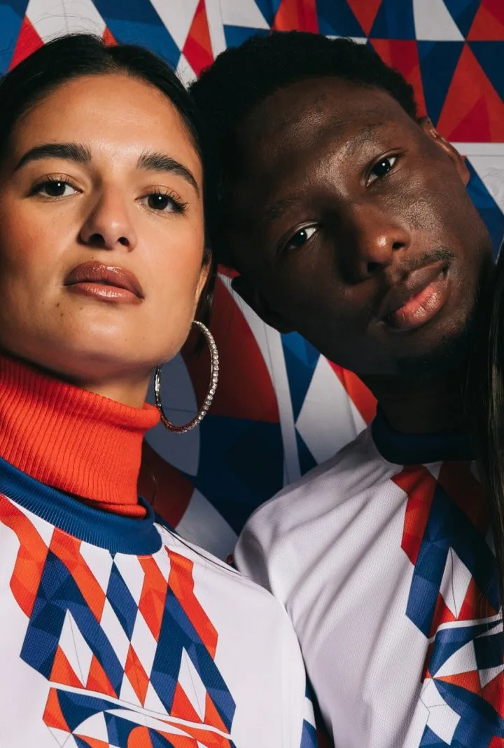 Mosaic 75, du show avec le foot au centre