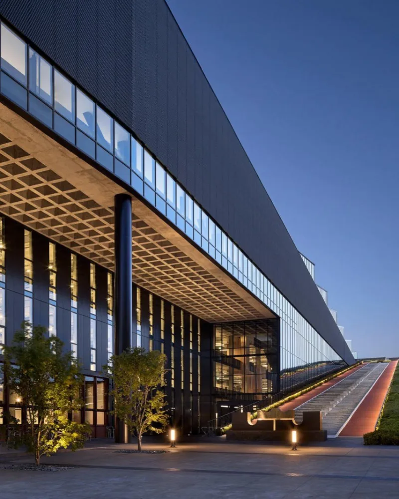 Le LeBron James Innovation Center