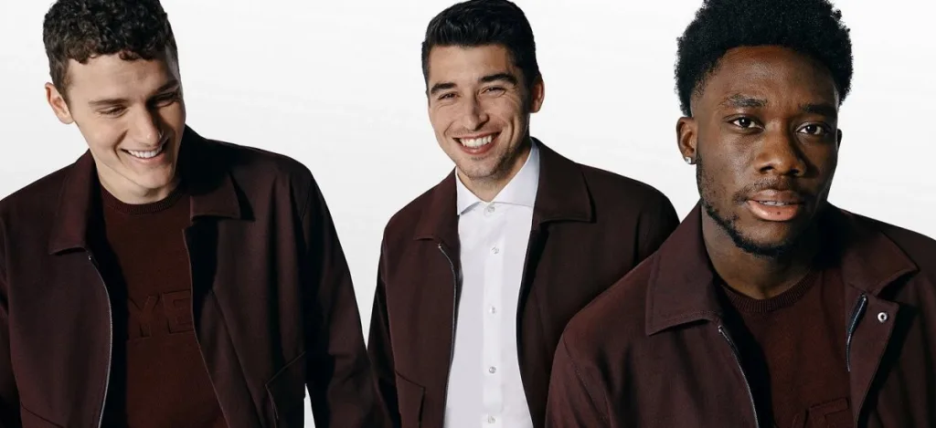 Les tenues 2020 du Bayern confectionnées par Hugo Boss.