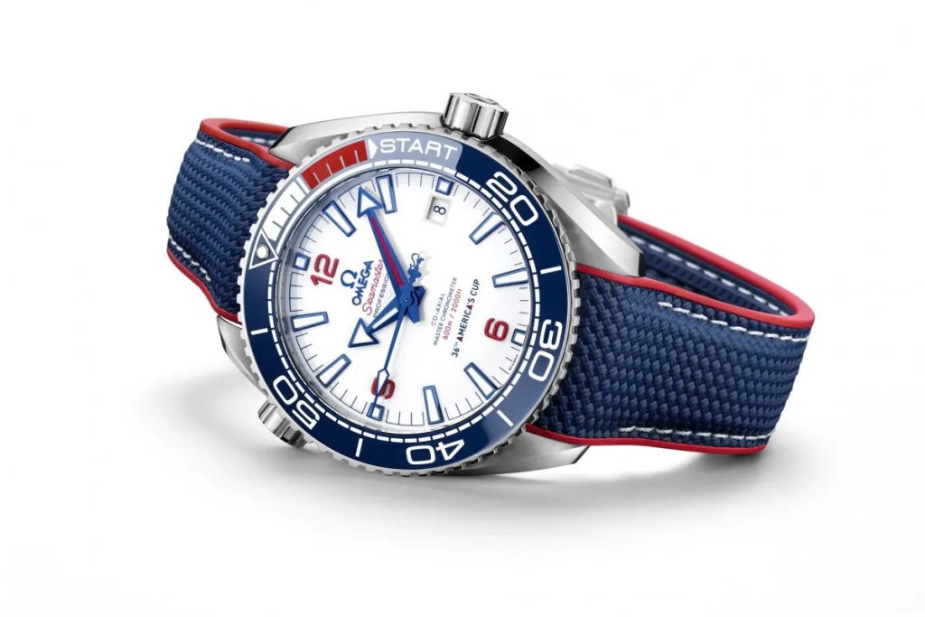 Seamaster Planet Ocean Édition Coupe de l'America, 6 500 €