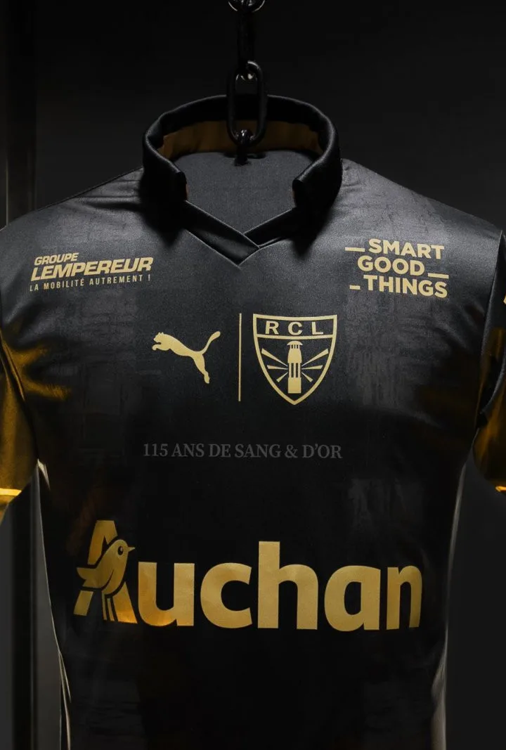 Un maillot collector made in France pour le RC Lens face au PSG