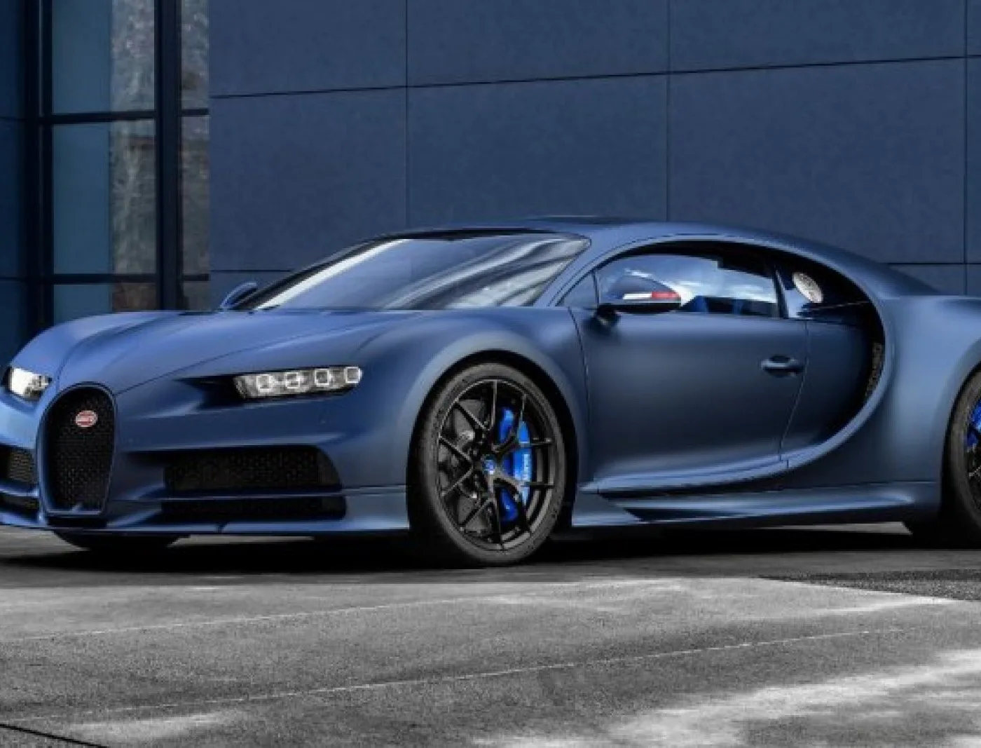 ( - ) Bugatti DR