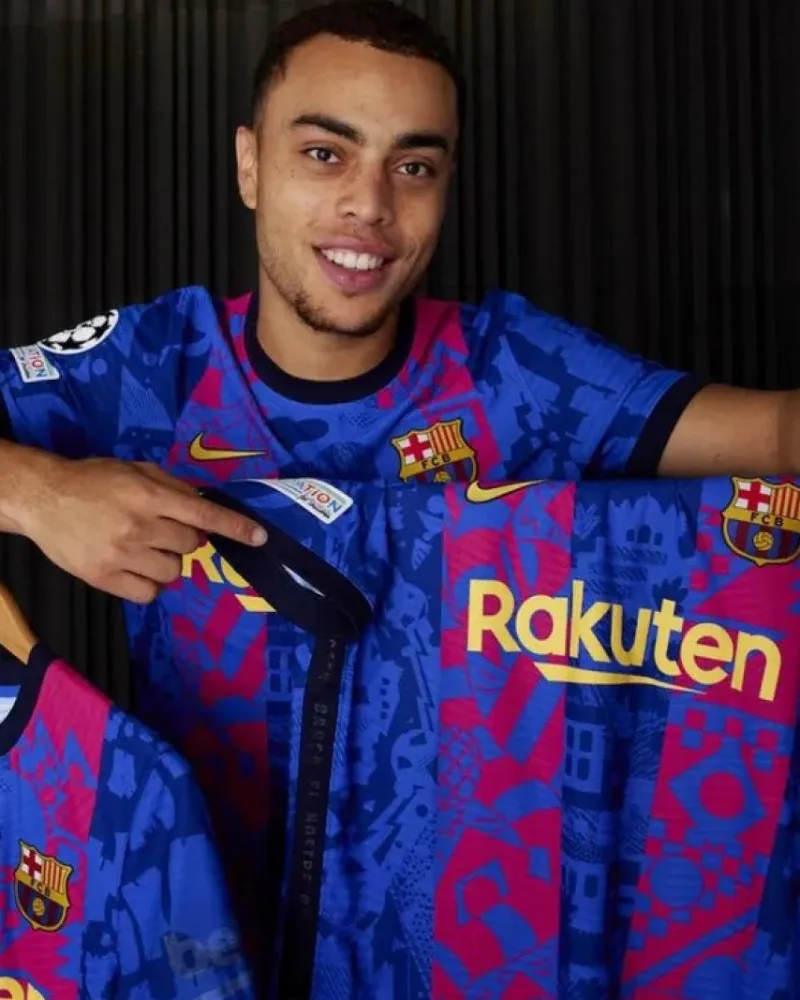 Le maillot third du Barça pour la saison 2021-2022.